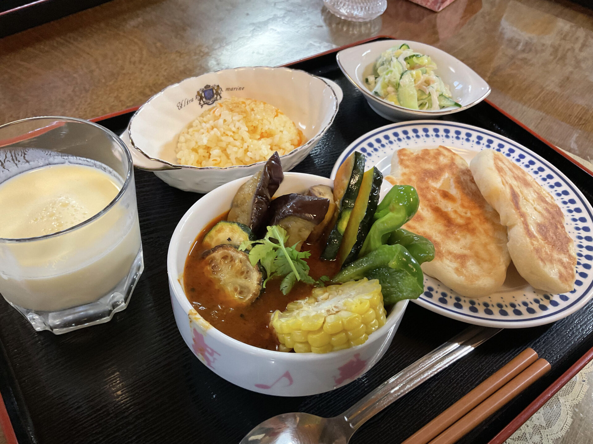 デイサービスの昼食、スパイスカレー