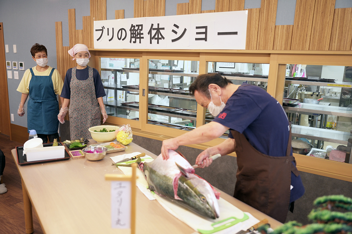 ブリ解体ショー