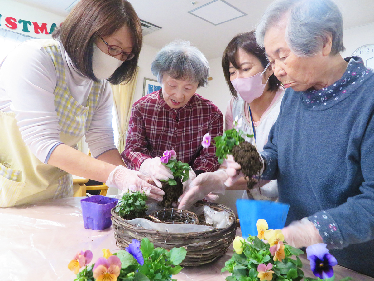 フラワーリースづくり