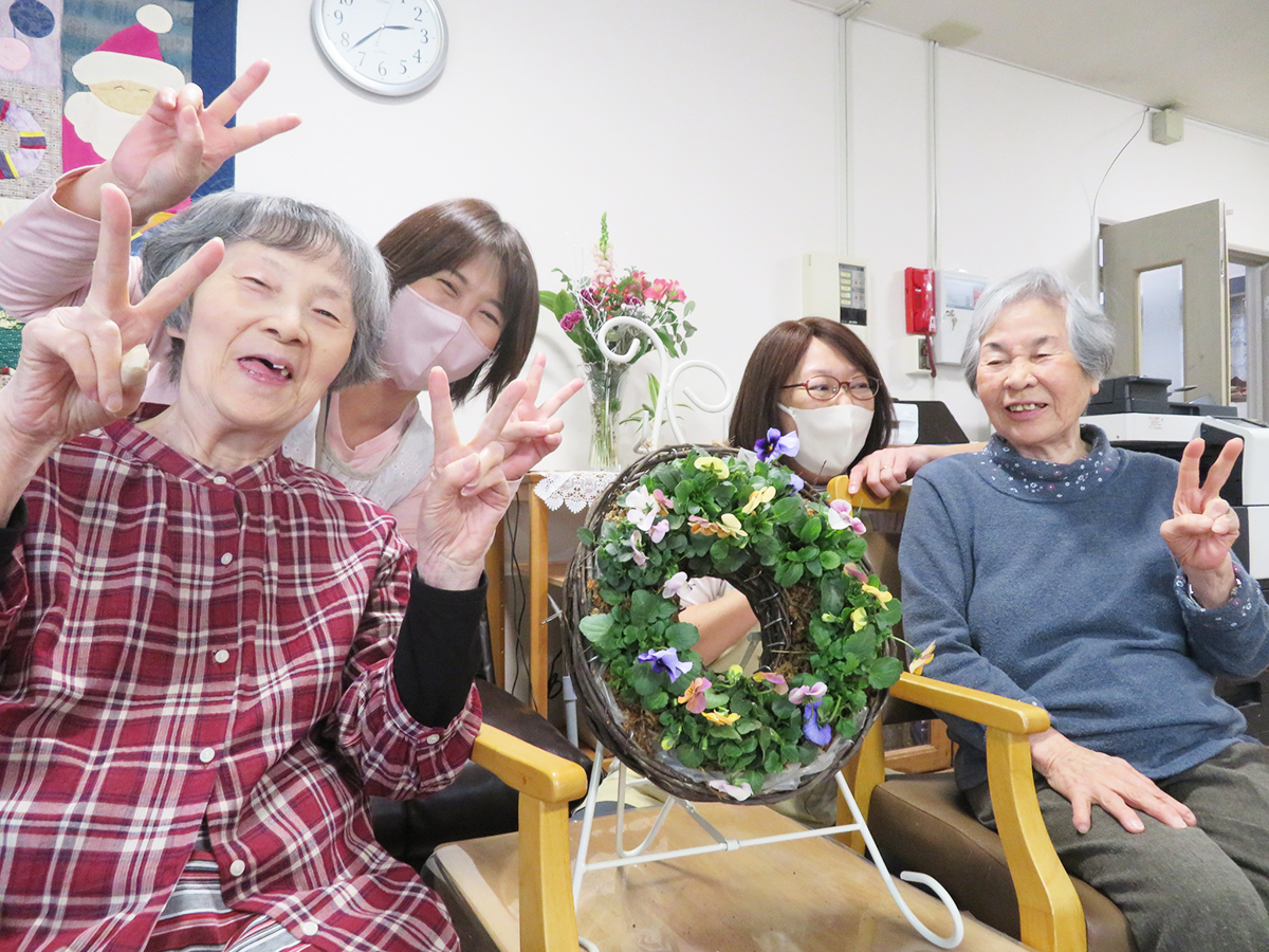 フラワーリースづくり