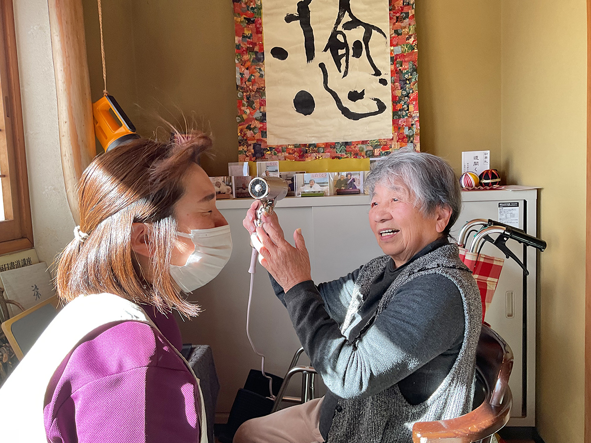 リファビューテック ドライヤー SEを使った様子