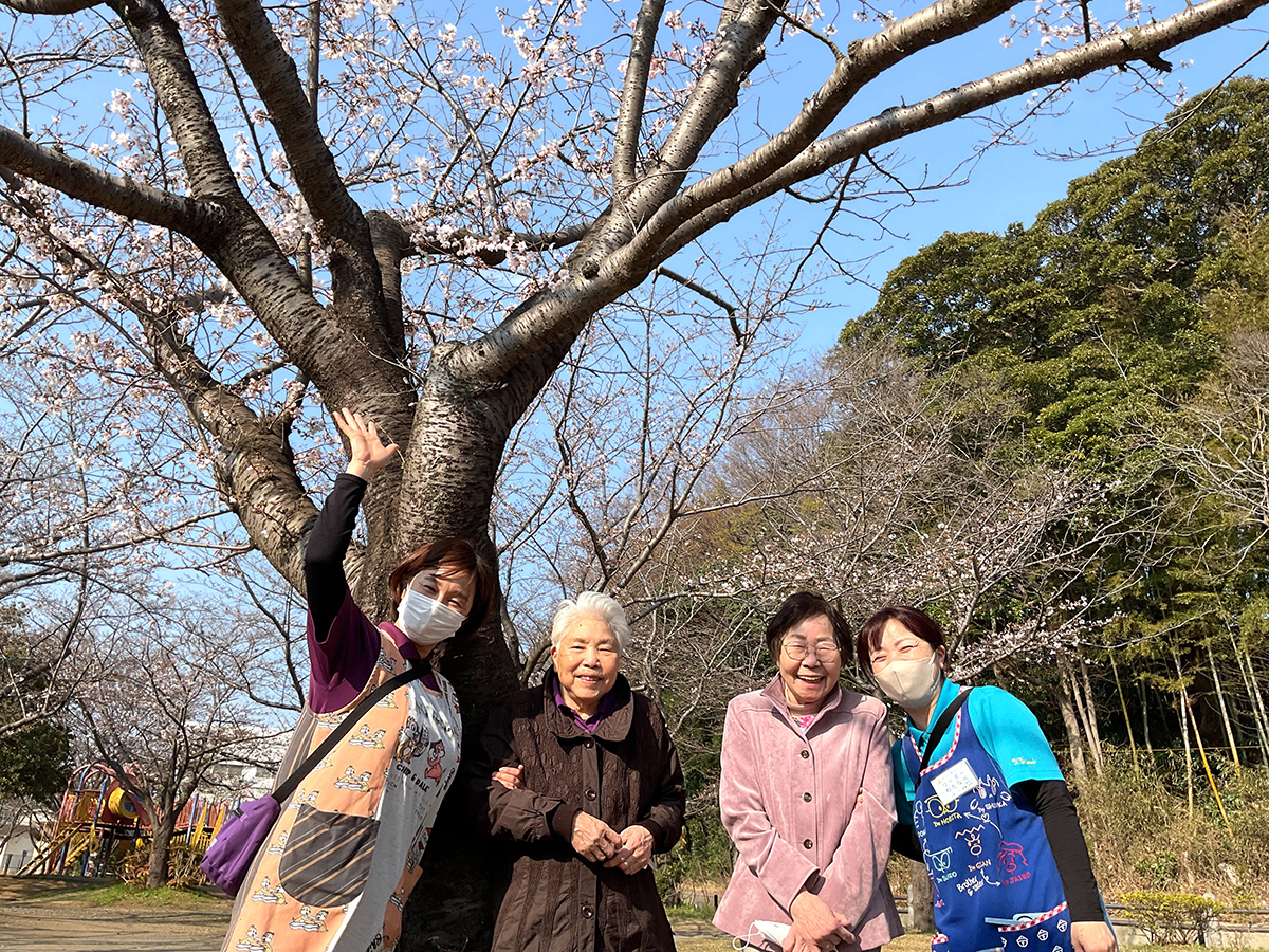 デイサービス「ネスト実籾」のお花見