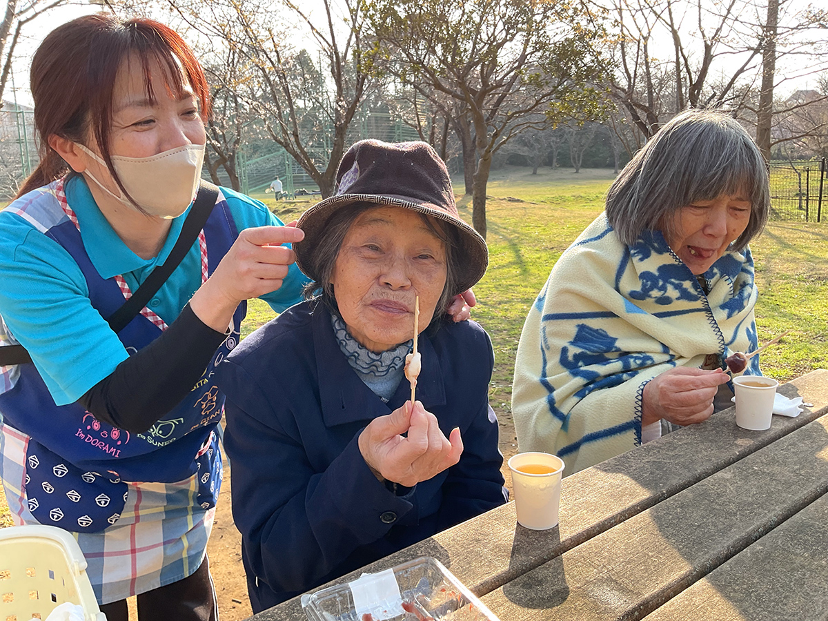 デイサービス「ネスト実籾」のお花見