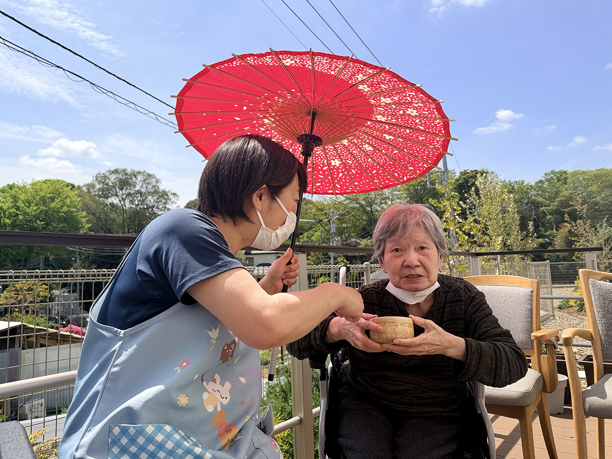 ウッドデッキでのお茶会