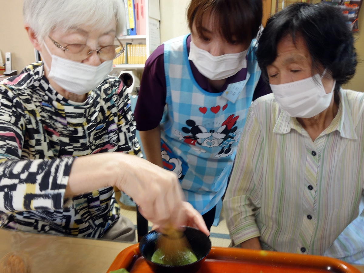 難しく考えないで　〜抹茶を点てる〜