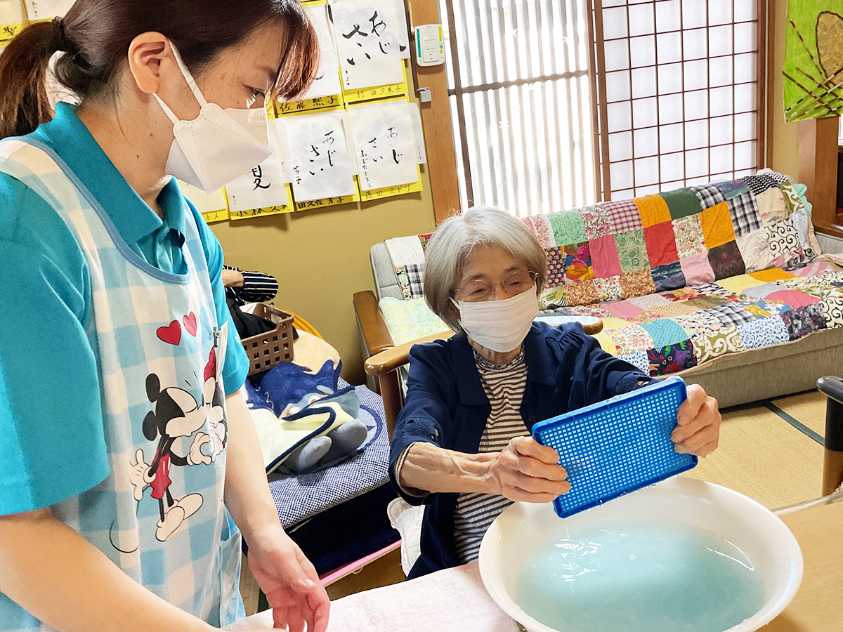 制作期間3ヶ月！紙漉き暑中見舞い